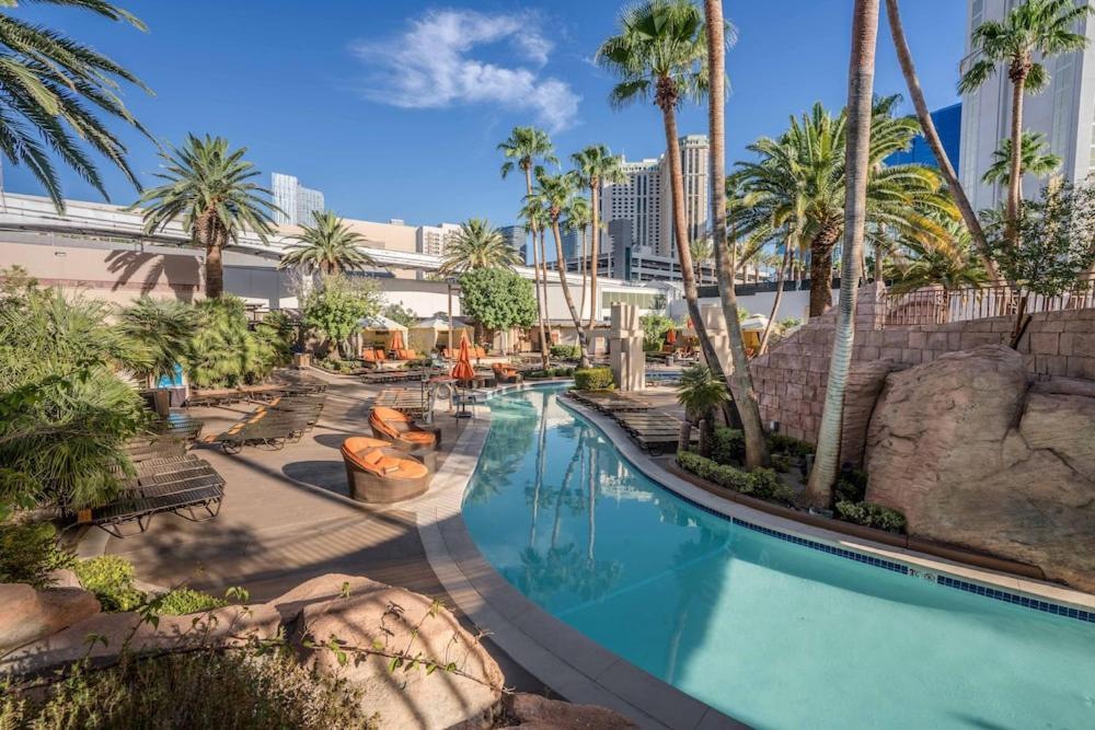 Mgm Grand Hotel & Casino By Suiteness لاس فيغاس المظهر الخارجي الصورة